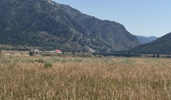 630 SNAKE RIVER Dr, Alpine, WY 83128