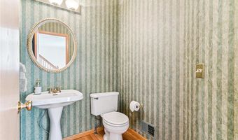 13150 Elderberry Ct, Apple Valley, MN 55124