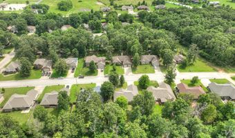 1027 Nickolas St, Aurora, MO 65605