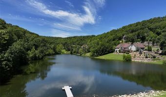 208 Berg Crossing Dr, Augusta, MO 63332