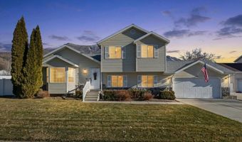 9976 N OAK Rd W, Cedar Hills, UT 84062