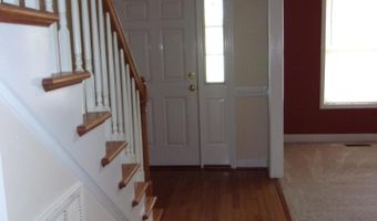 1095 Magnolia Dr, Aberdeen, NC 28315