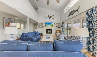 511 LOQUAT Dr, Anna Maria, FL 34216
