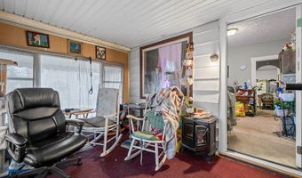 1067 Mercer Ave, Akron, OH 44320