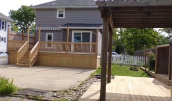 31 CHERRY St, Albion, PA 16401