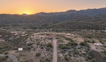 35190 S APRIL Dr, Black Canyon City, AZ 85324