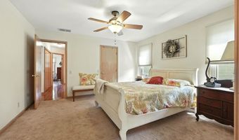 801 Pine Dr, Angola, IN 46703