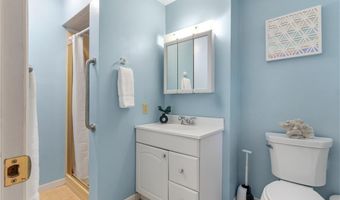 102 Windward Walk, North Kingstown, RI 02852