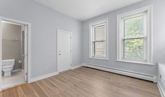 828-834 E Fifth St 4, Boston, MA 02127