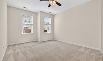 24620 BYRNE MEADOW Sq 300, Aldie, VA 20105