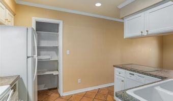 3730 Fairfield Ave 108, Shreveport, LA 71104