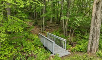 52 Meadow Ln, Belmont, NH 03220