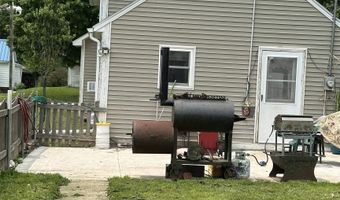 906 Linn St, Atlantic, IA 50022