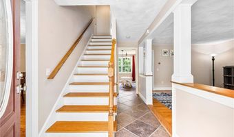 36 Daniel Dr, North Kingstown, RI 02852