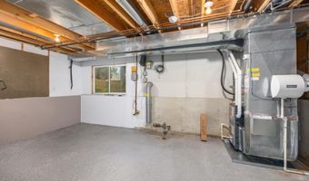 11108 Creekside Dr, Allendale, MI 49401