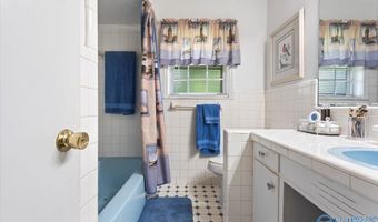 908 E Alabama Ave, Albertville, AL 35950