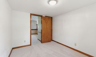 8768 Meadowridge Ln, Indianapolis, IN 46217