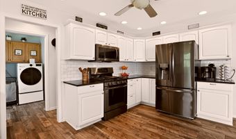 1555 Connemara Rd, Indianapolis, IN 46217