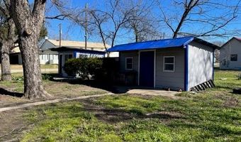 301 S Walnut St, Hico, TX 76457