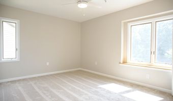 7025 CHESAPEAKE HARBOUR Dr 18B, Annapolis, MD 21403