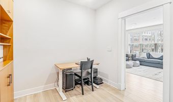 43795 TRANSIT Sq 202, Ashburn, VA 20147