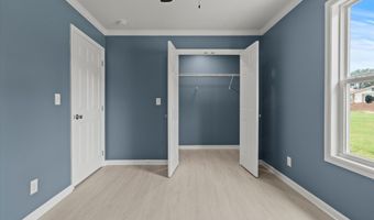 53 Sand Rock Ln, Albertville, AL 35950