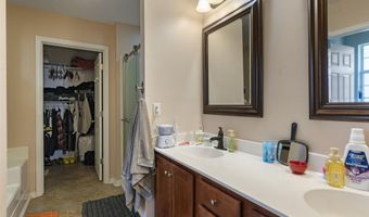 15069 Greenwell Cir, Biloxi, MS 39532