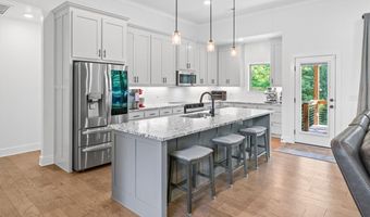 3 Florence Cir, Bella Vista, AR 72715