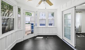 706 Grove St, Alton, IL 62002