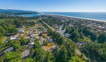 2118 NW View Rdg, Waldport, OR 97394