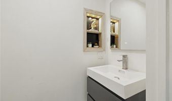 223 W Simmons Ave, Anaheim, CA 92802