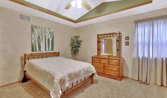 710 Lakewood Ct, Augusta, KS 67010