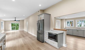 205 E MERCHANT St, Audubon, NJ 08106