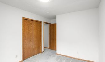 14806 Hallmark Dr, Apple Valley, MN 55124