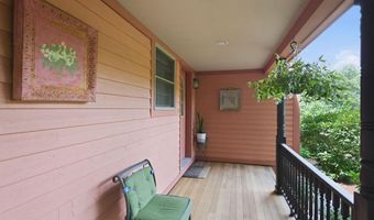 40 Lakewood Dr, Alton, NH 03810