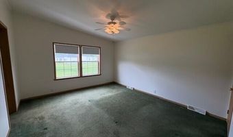 18 Heather Ln, Alfred, ME 04002
