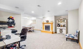 3020 E FALLCREEK Ln, Appleton, WI 54913