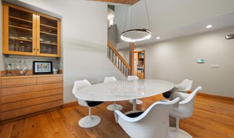 4211 NW Lower Village Rd, Bend, OR 97703
