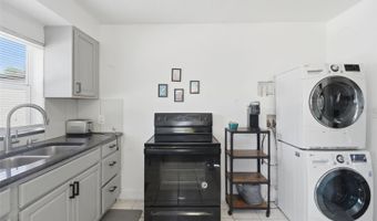 102 W KING St, Orlando, FL 32804