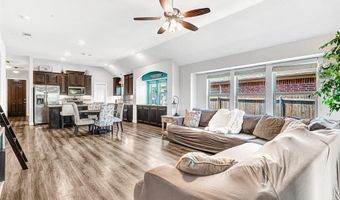 402 Shirley Dr, Alvarado, TX 76009