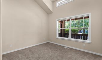 2612 NW Lemhi Pass Dr, Bend, OR 97703
