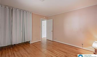 230 College Dr, Allentown, PA 18104