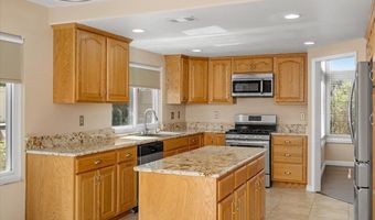 2236 Brookwood Ct, Escondido, CA 92026