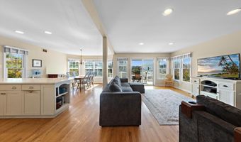329 ESSEX Ave, Beach Haven, NJ 08008