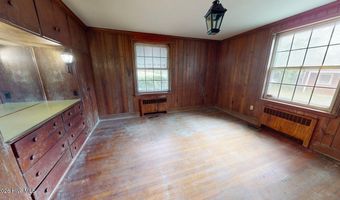 808 W South St, Ahoskie, NC 27910