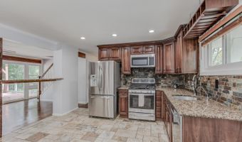400 CALVIN Ln, Rockville, MD 20851