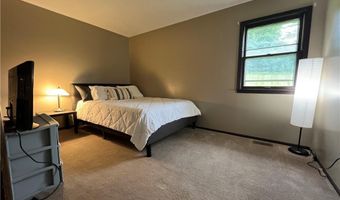 1423 Hickory St, Atchison, KS 66002
