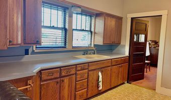 825 N Indiana Ave, Auburn, IN 46706