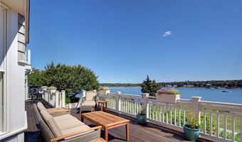115 Beavertail Rd, Jamestown, RI 02835