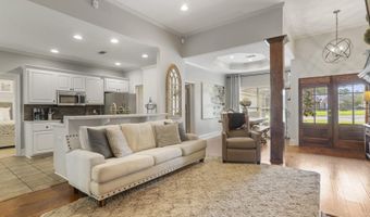 1019 Riverchase North Dr, Brandon, MS 39047
